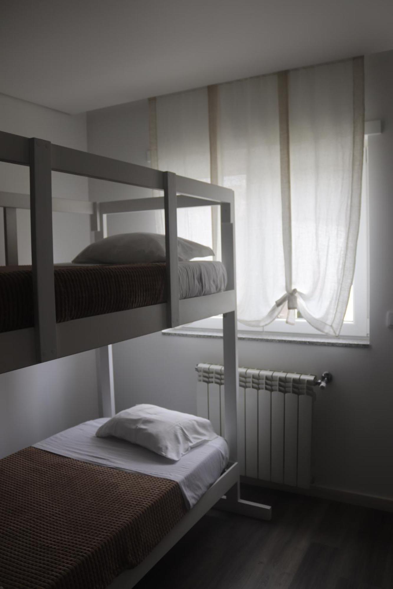 The Spot Ofir Hostel Esposende Exterior photo